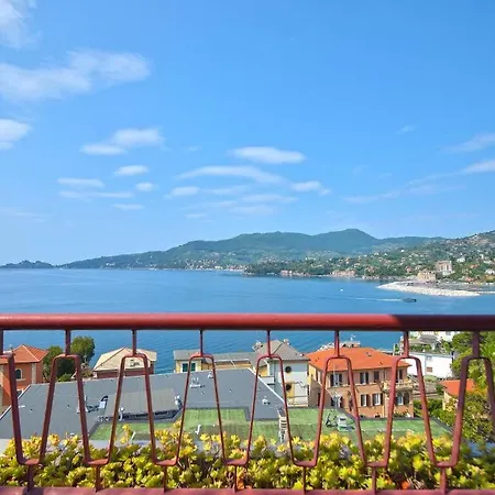 Dolce Acqua Flexyrent Terrace & Parking - No Ac Apartment